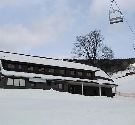 Ski Apartmany Nymburska Chata Pec pod Sněžkou Eksteriør billede